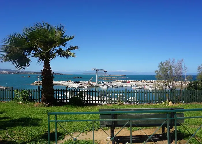 Seas The View Apartment Chania (Crete)